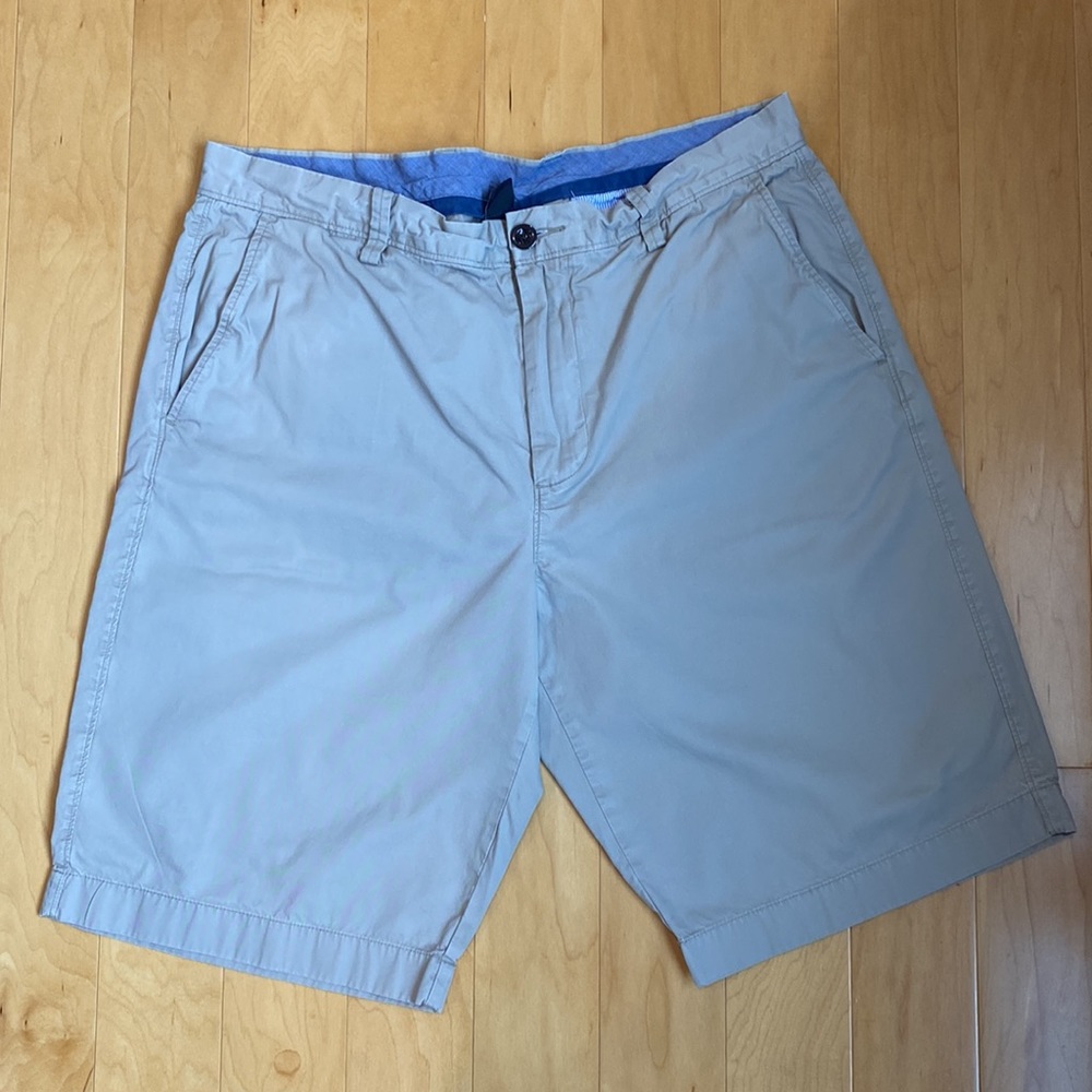 MEN’s J. Crew Khaki Shorts
